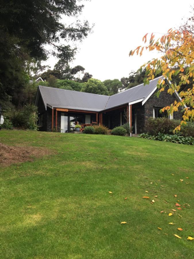 Cherrywood Cottage Akaroa Exterior photo